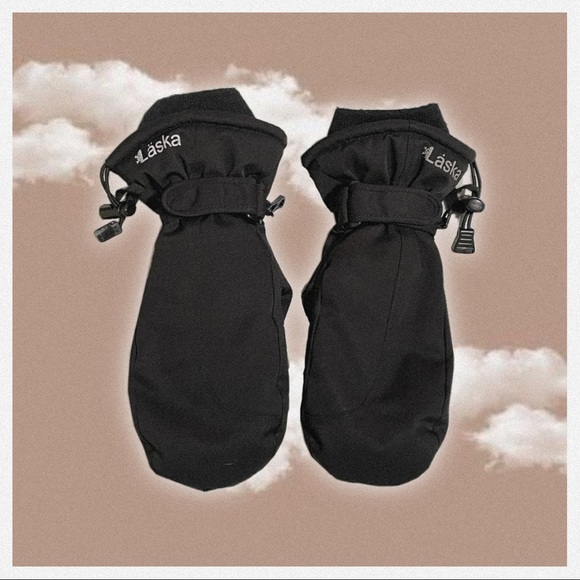 ♥︎ Laska Mittens ♥︎ - Picture 1 of 3